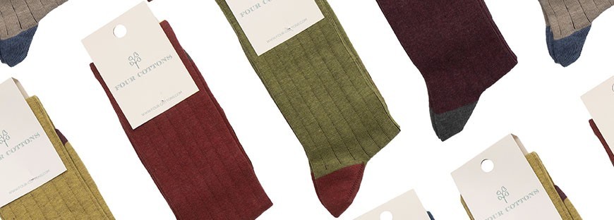 Men’s knee-high combed cotton socks